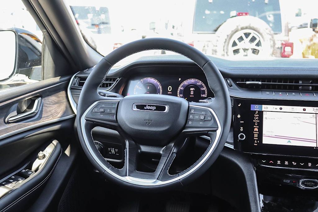 Thumbnail: 2026 Jeep Grand Cherokee L - 8