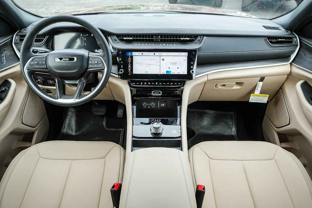 Thumbnail: 2026 Jeep Grand Cherokee L - 2