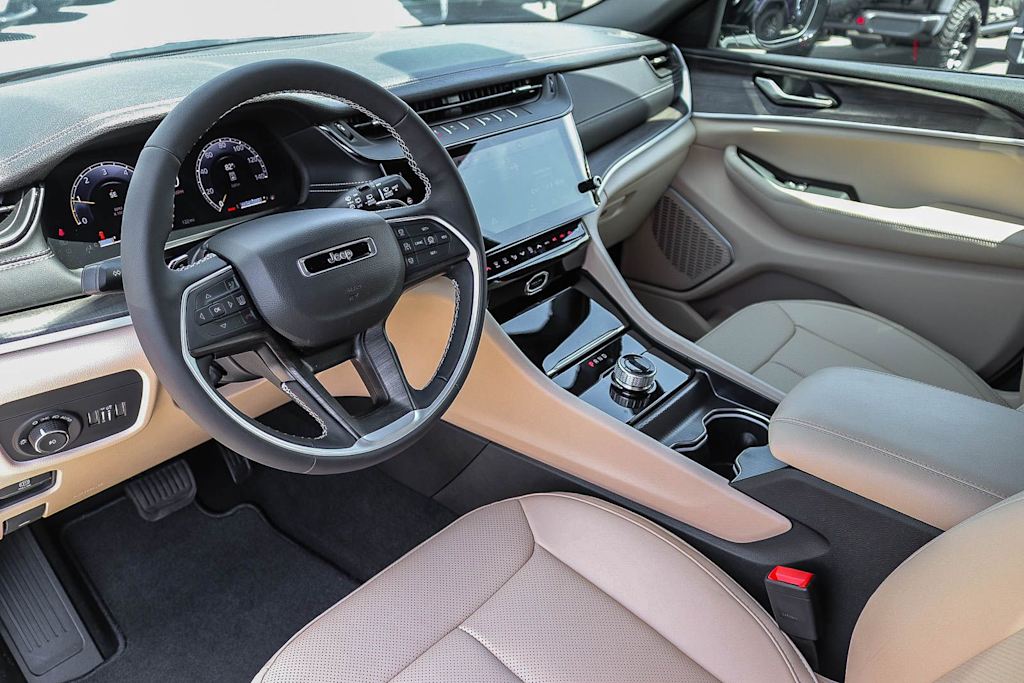 2026 Jeep Grand Cherokee L Limited - Photo 12