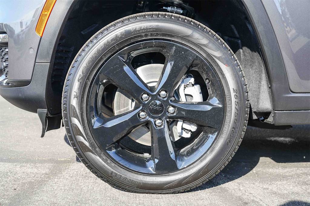 Thumbnail: 2025 Jeep Grand Cherokee L - 6