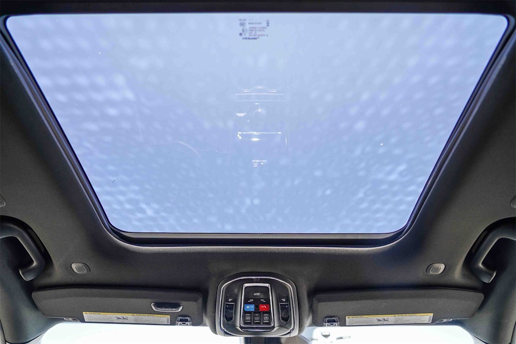 Thumbnail: 2025 Jeep Grand Cherokee L - 22