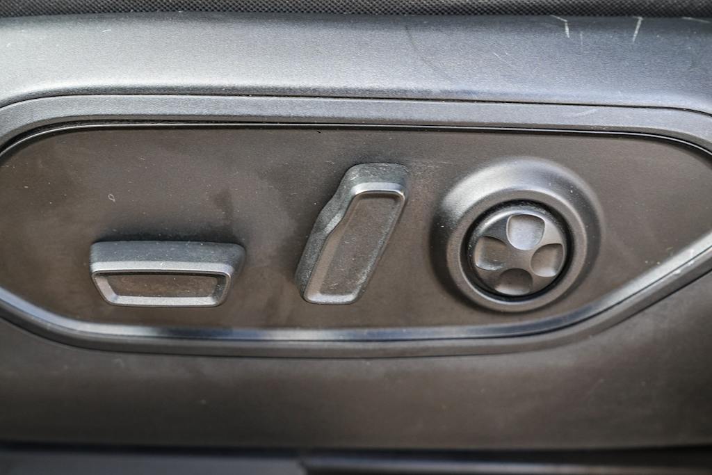 Thumbnail: 2021 Jeep Grand Cherokee L - 23