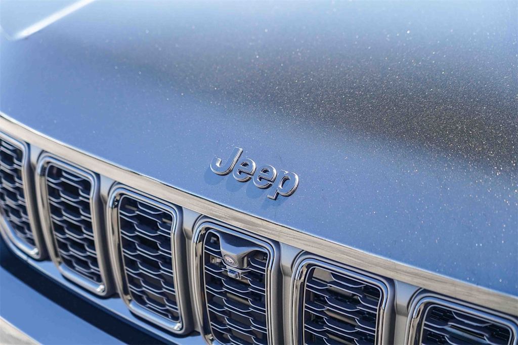 Thumbnail: 2025 Jeep Grand Cherokee L - 6