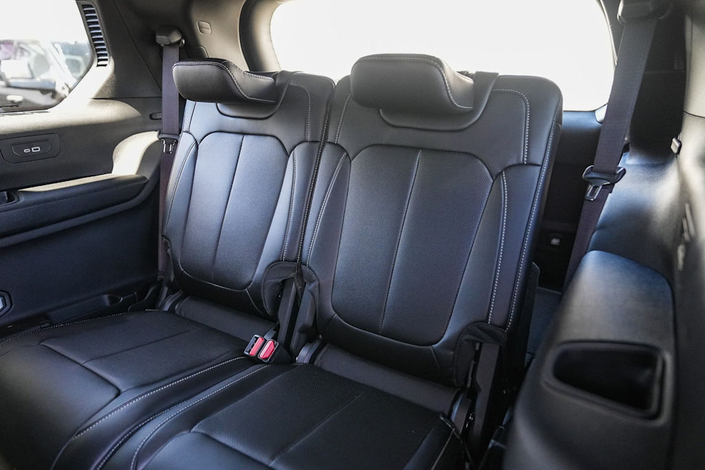 Thumbnail: 2025 Jeep Grand Cherokee L - 26