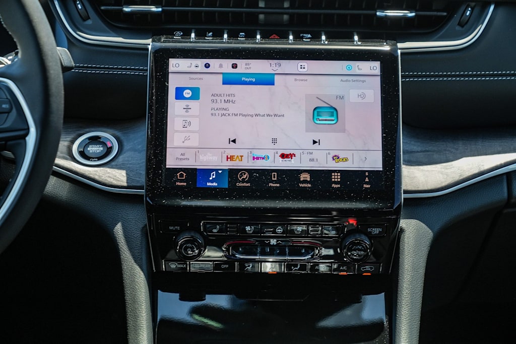 Thumbnail: 2025 Jeep Grand Cherokee L - 13