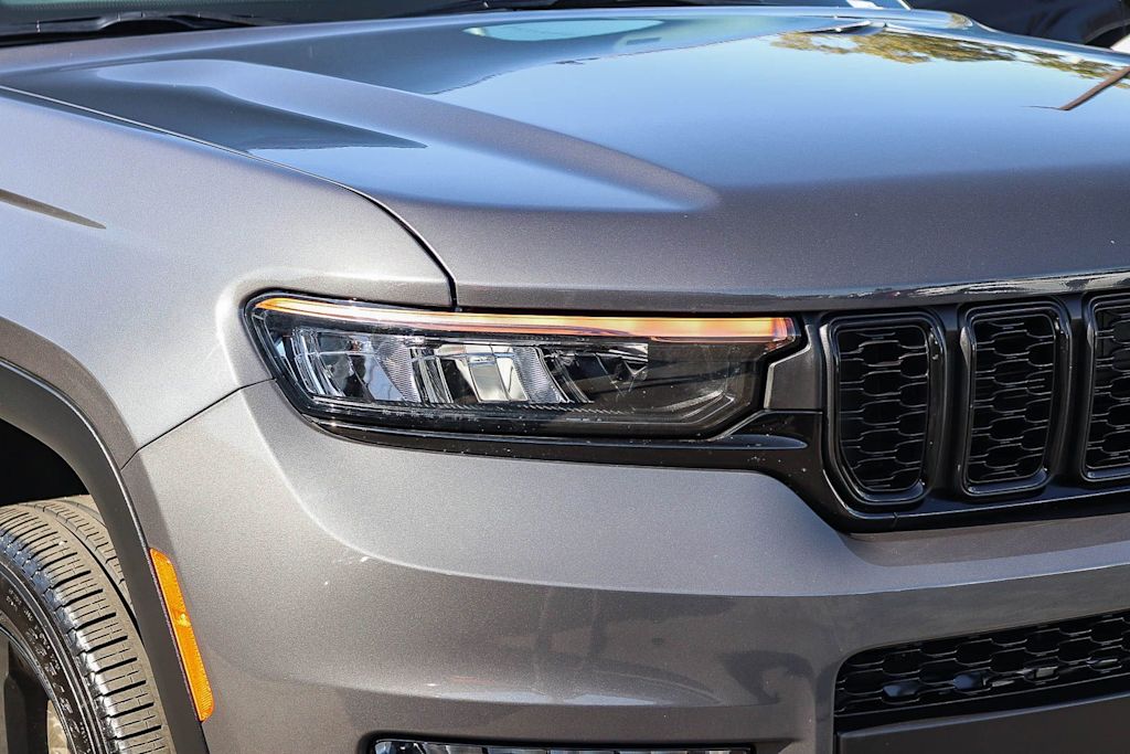Thumbnail: 2025 Jeep Grand Cherokee L - 19