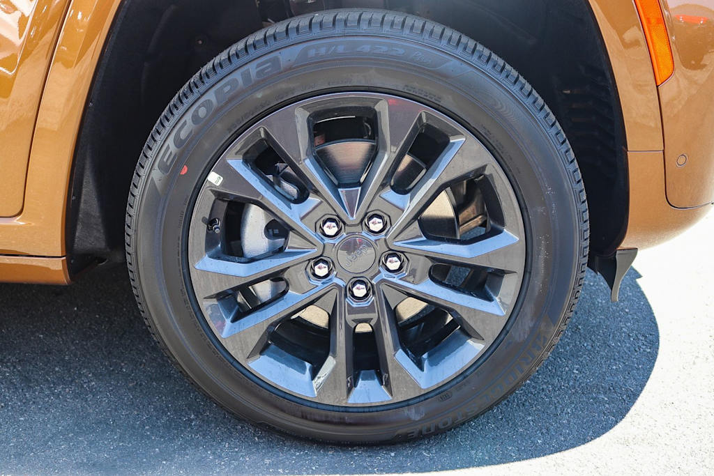 Thumbnail: 2026 Jeep Grand Cherokee L - 6