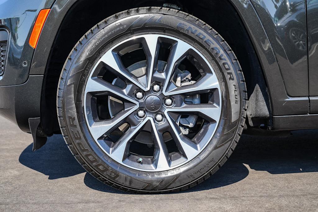 Thumbnail: 2022 Jeep Grand Cherokee L - 6