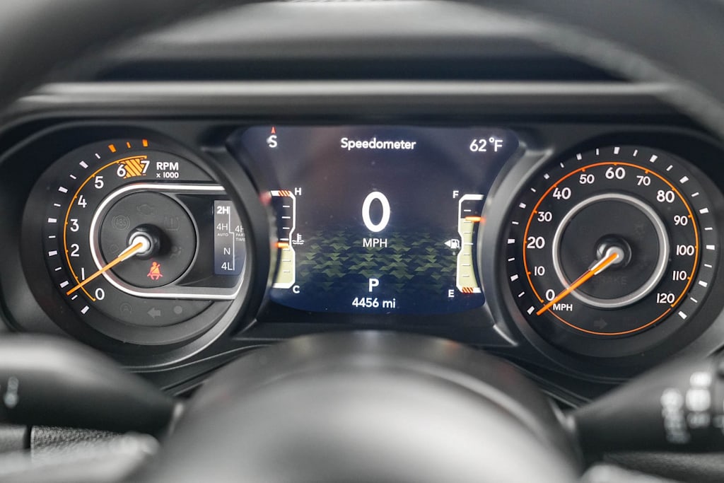 Thumbnail: 2025 Jeep Wrangler - 14