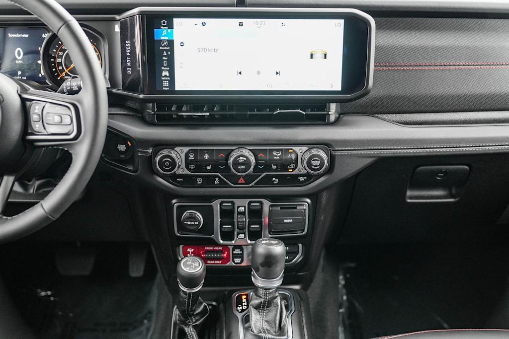 Thumbnail: 2025 Jeep Wrangler - 12