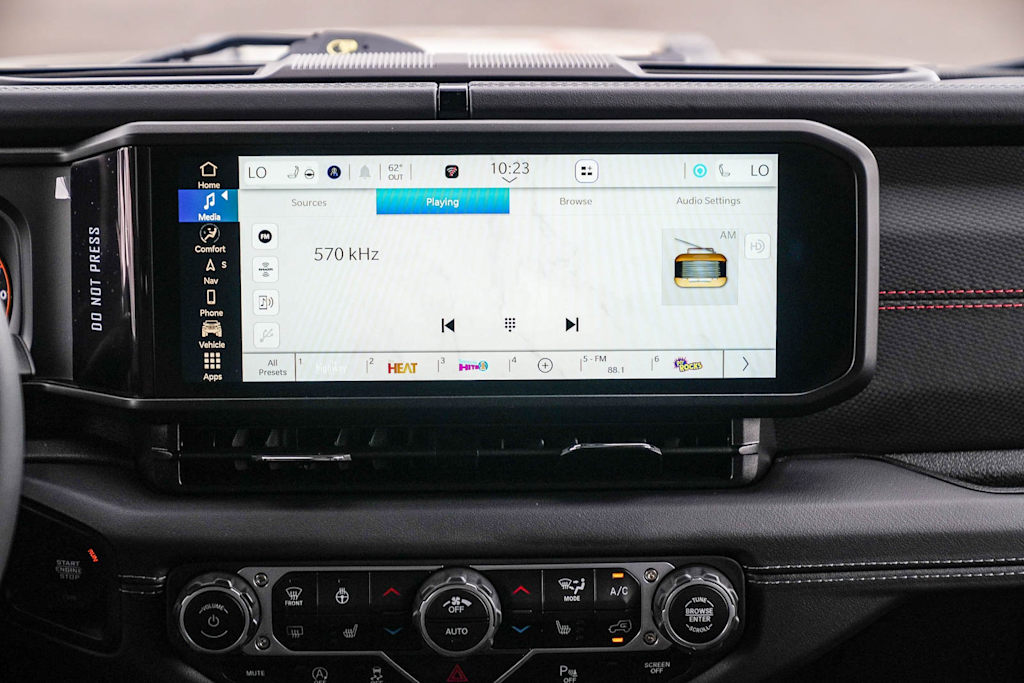 Thumbnail: 2025 Jeep Wrangler - 20