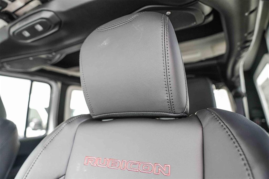 Thumbnail: 2025 Jeep Wrangler - 24