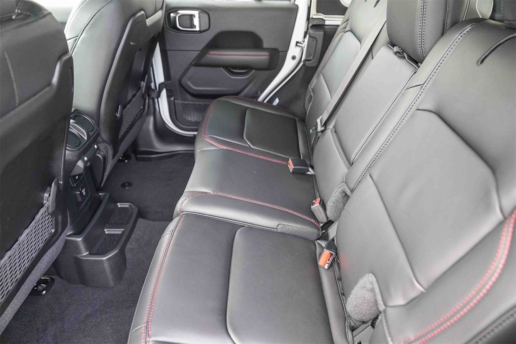 Thumbnail: 2025 Jeep Wrangler - 20