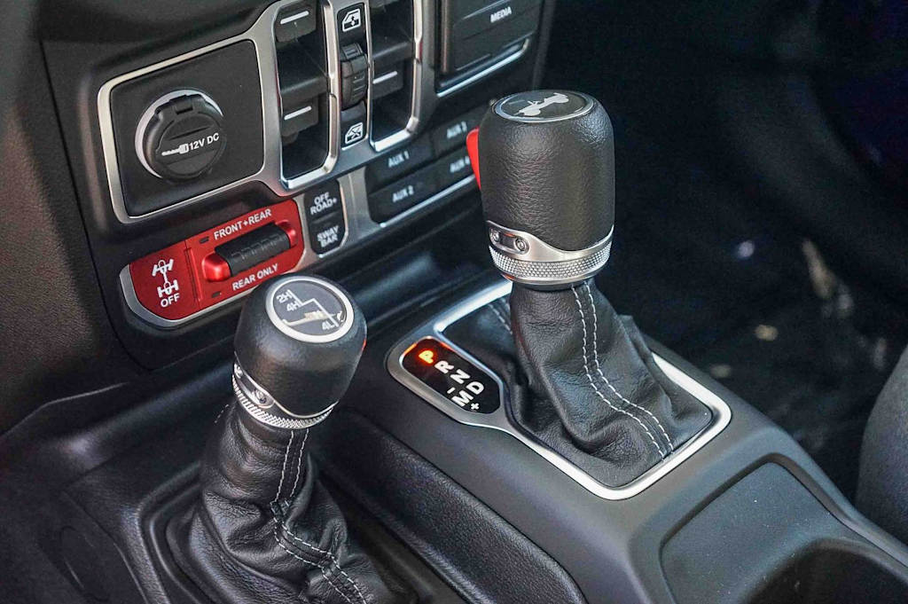 Thumbnail: 2026 Jeep Wrangler - 13