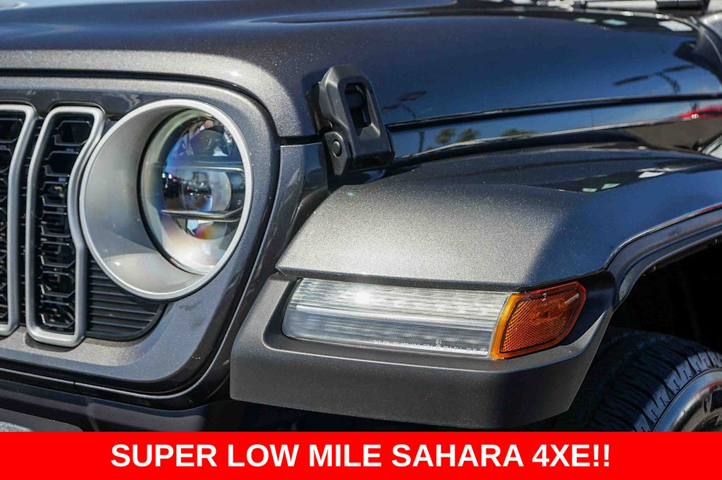 Thumbnail: 2025 Jeep Wrangler - 16