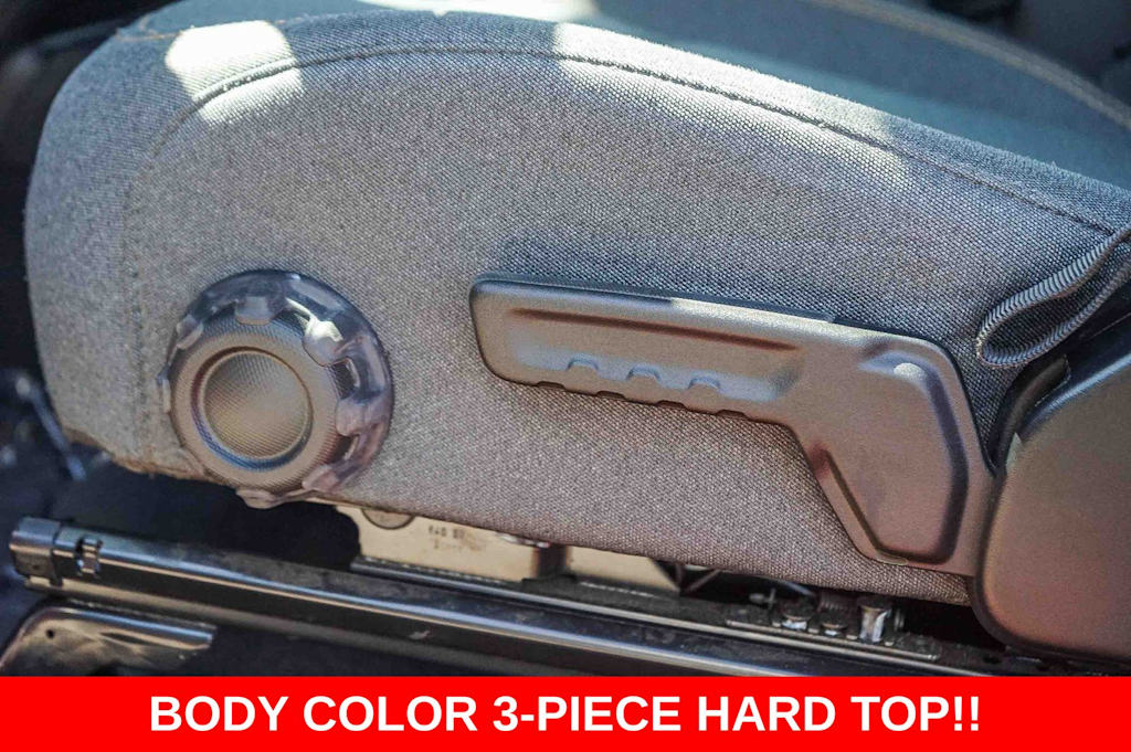 Thumbnail: 2025 Jeep Wrangler - 19