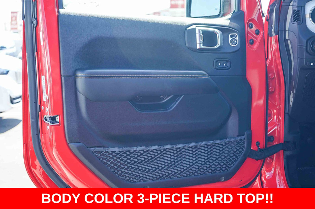 Thumbnail: 2025 Jeep Wrangler - 18