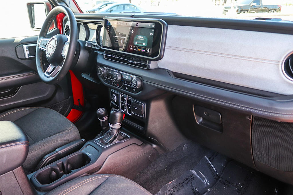 Thumbnail: 2024 Jeep Wrangler - 9