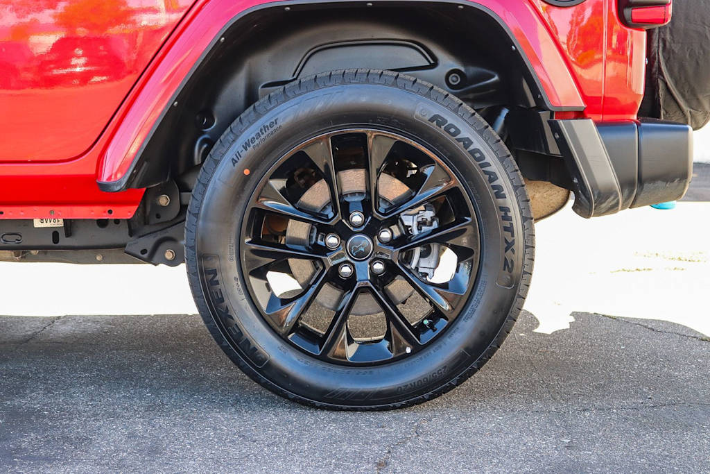 Thumbnail: 2024 Jeep Wrangler - 21