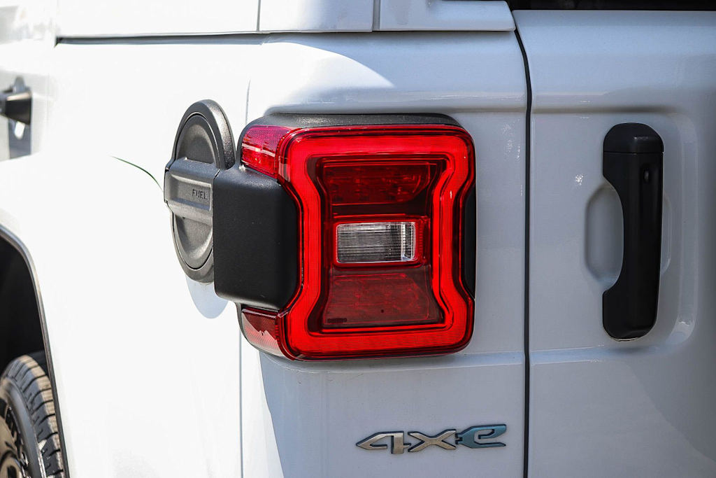 Thumbnail: 2024 Jeep Wrangler - 20