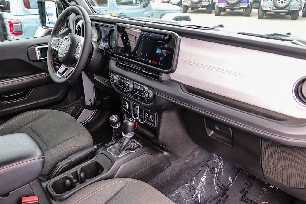 Thumbnail: 2024 Jeep Wrangler - 19