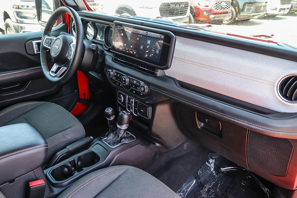Thumbnail: 2024 Jeep Wrangler - 11