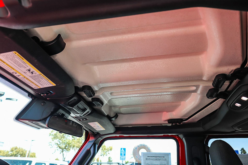 Thumbnail: 2024 Jeep Wrangler - 27