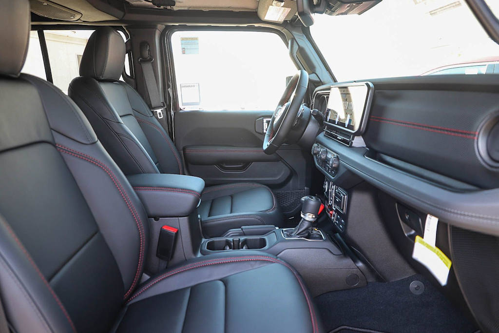 Thumbnail: 2026 Jeep Wrangler - 9