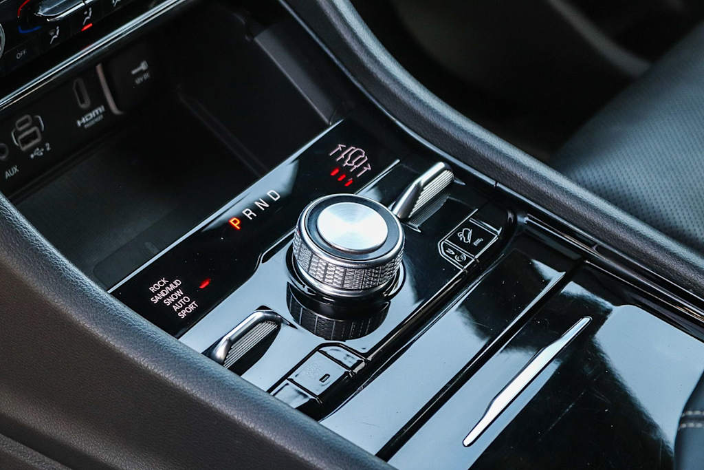 Thumbnail: 2023 Jeep Grand Cherokee - 14