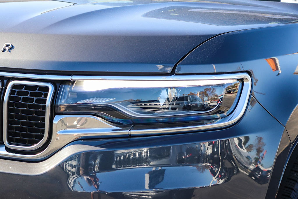 Thumbnail: 2024 Jeep Wagoneer - 20