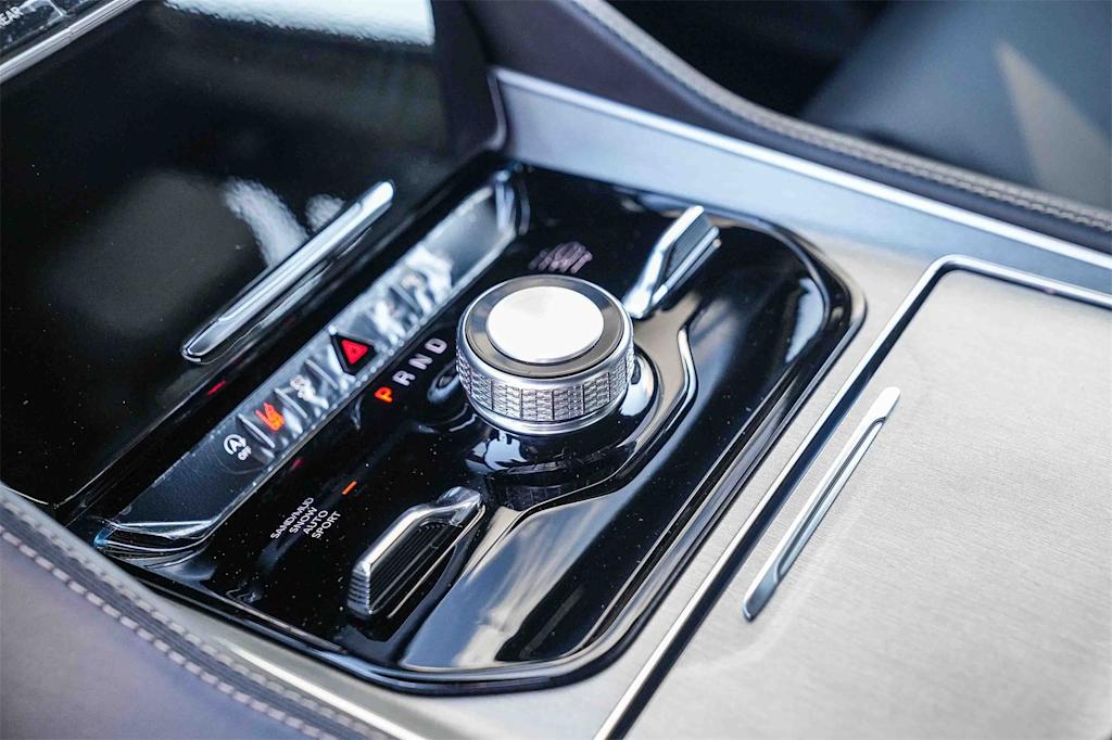 Thumbnail: 2026 Jeep Grand Wagoneer L - 22