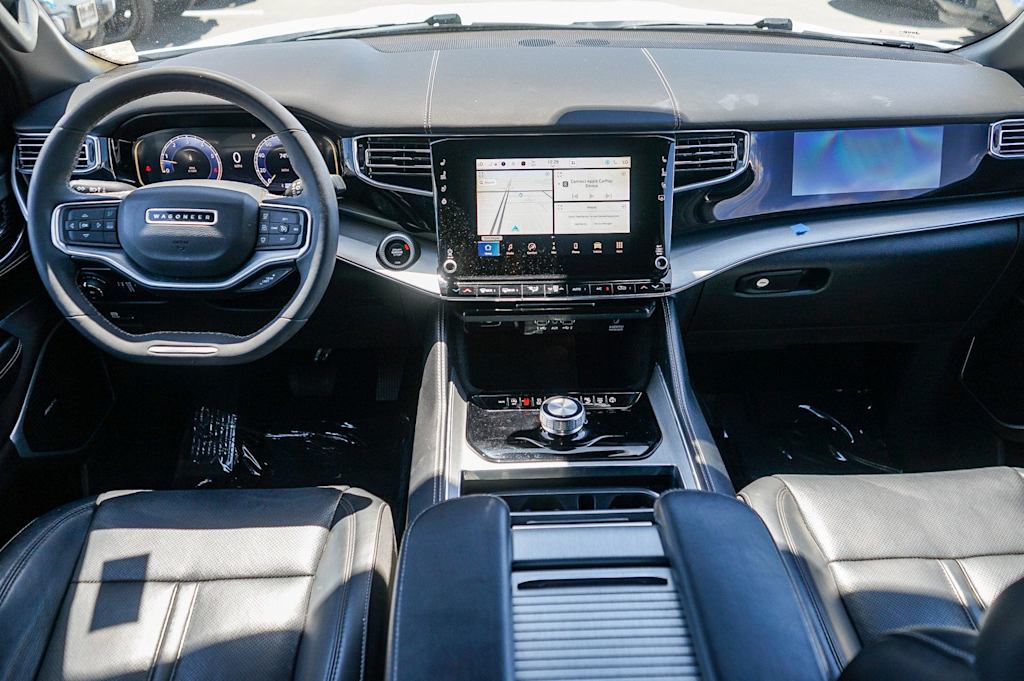 Thumbnail: 2023 Jeep Wagoneer - 2