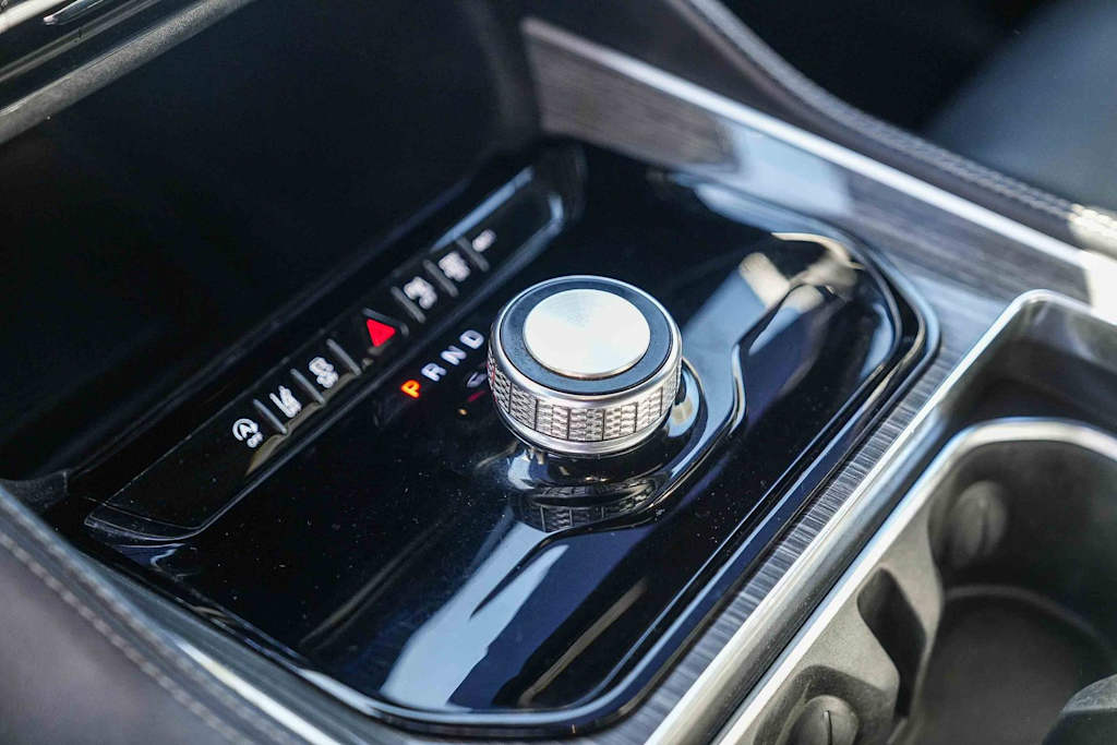 Thumbnail: 2022 Jeep Wagoneer - 11