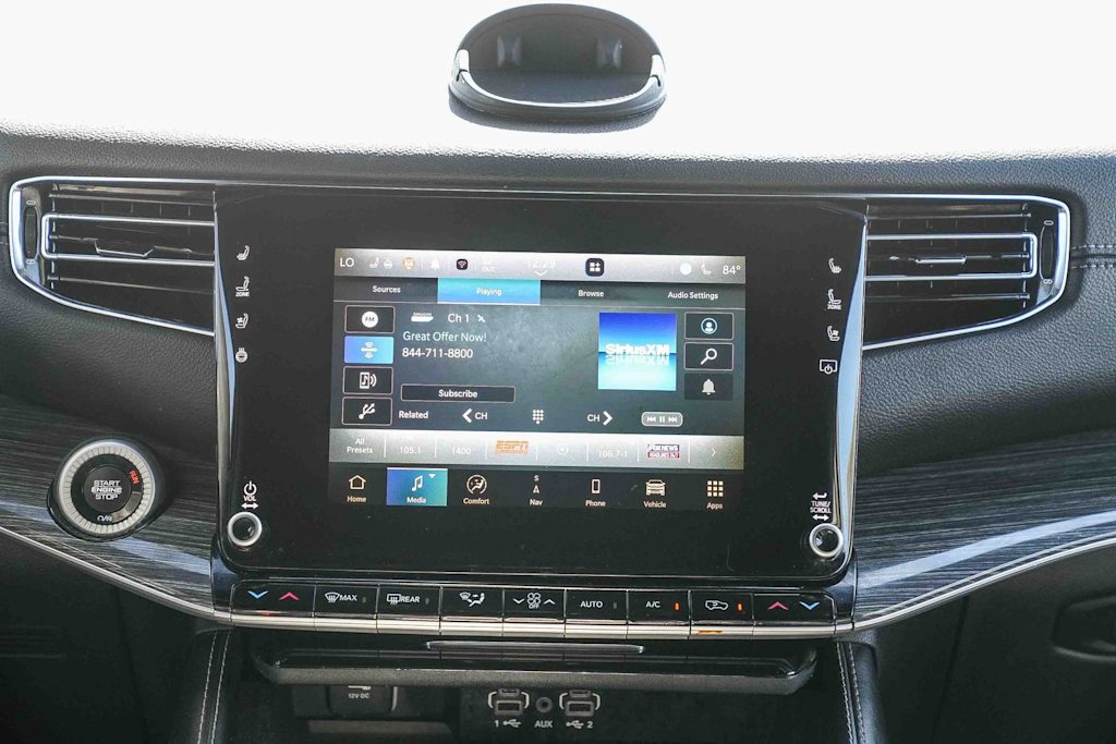 Thumbnail: 2022 Jeep Wagoneer - 17