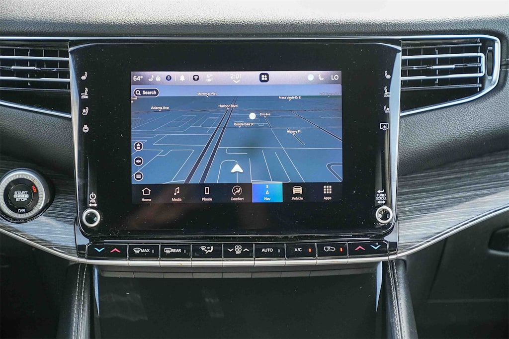 Thumbnail: 2022 Jeep Wagoneer - 19