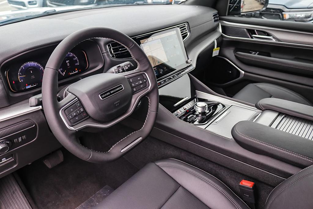 Thumbnail: 2026 Jeep Grand Wagoneer - 11
