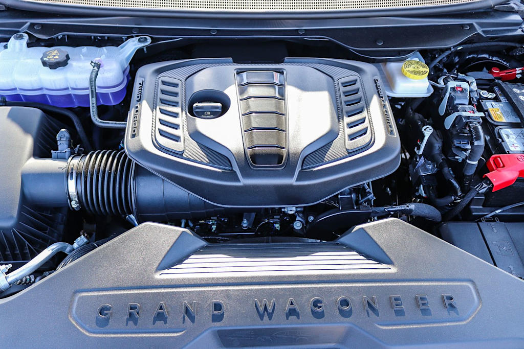 Thumbnail: 2026 Jeep Grand Wagoneer - 8