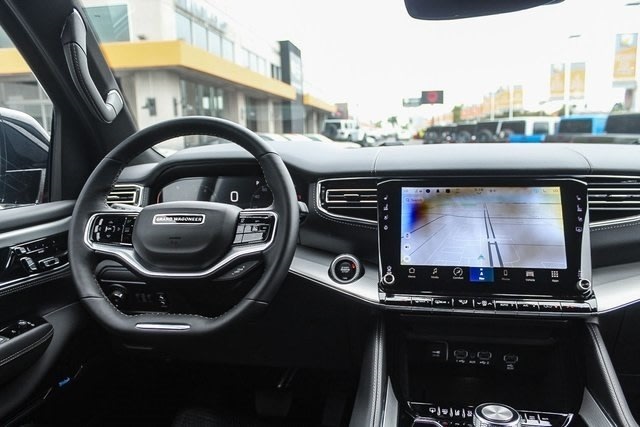 2023 Jeep Grand Wagoneer  2