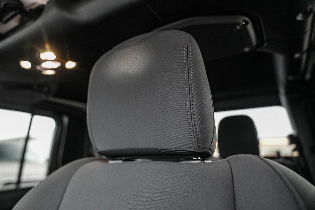 Thumbnail: 2021 Jeep Gladiator - 26