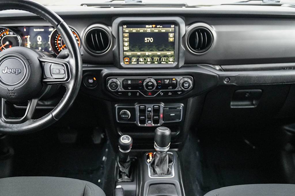 Thumbnail: 2021 Jeep Gladiator - 8