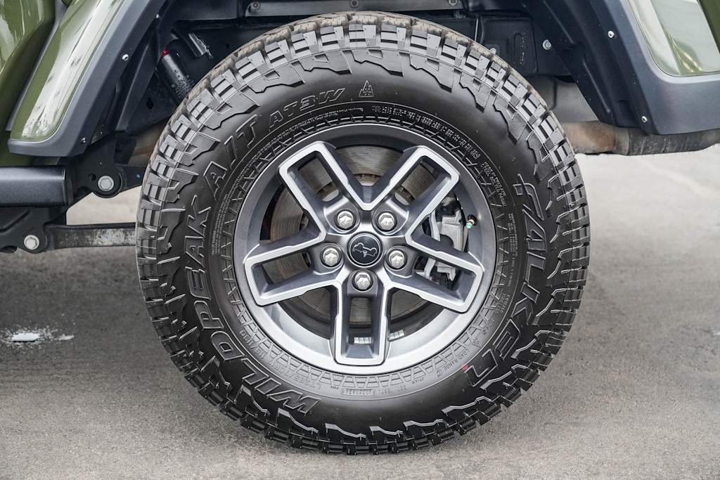 Thumbnail: 2021 Jeep Gladiator - 22