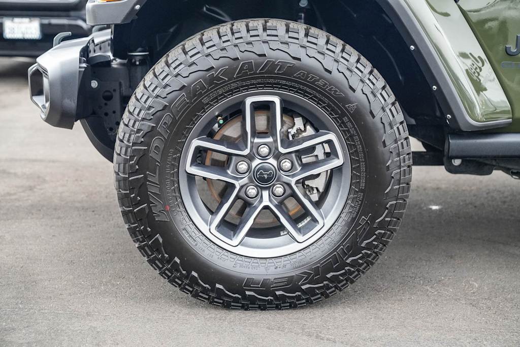 Thumbnail: 2021 Jeep Gladiator - 6