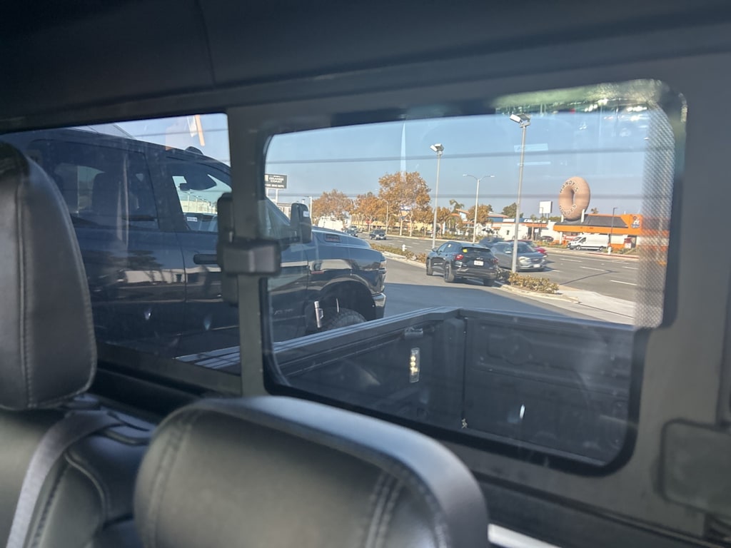 Thumbnail: 2020 Jeep Gladiator - 17