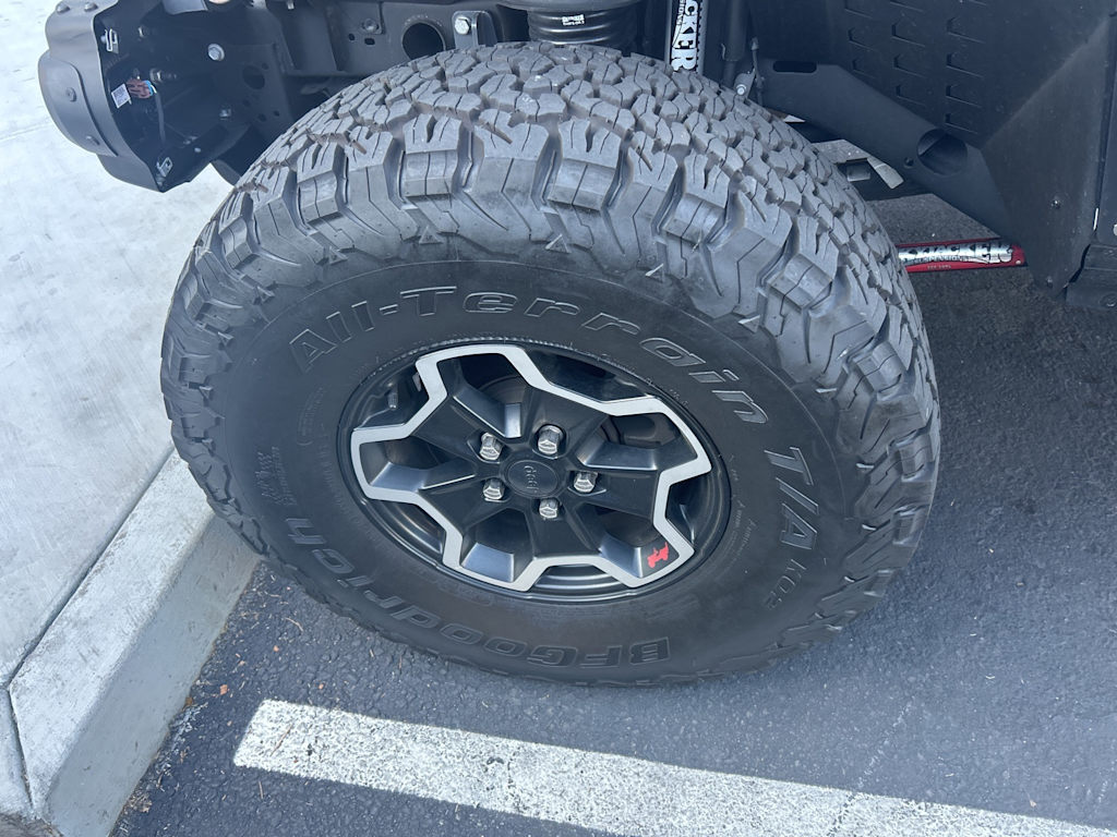 Thumbnail: 2020 Jeep Gladiator - 22