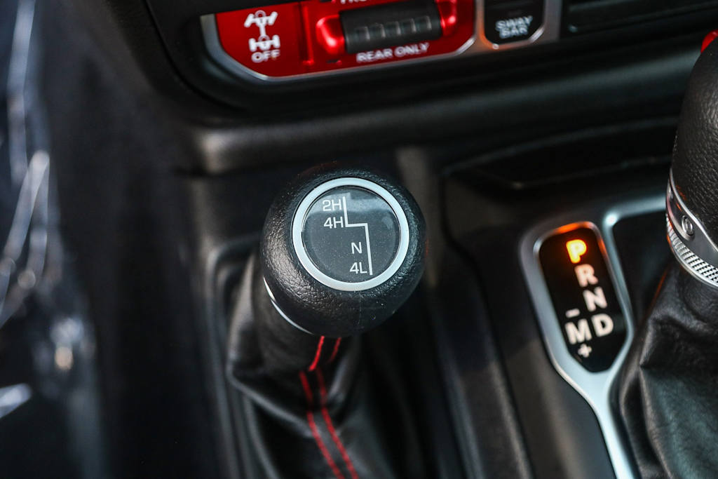 Thumbnail: 2021 Jeep Gladiator - 26