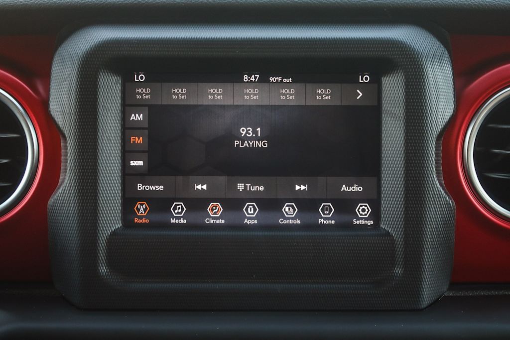 Thumbnail: 2021 Jeep Gladiator - 14