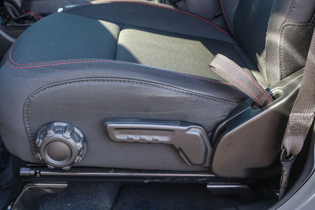 Thumbnail: 2021 Jeep Gladiator - 27