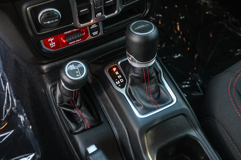 Thumbnail: 2021 Jeep Gladiator - 15