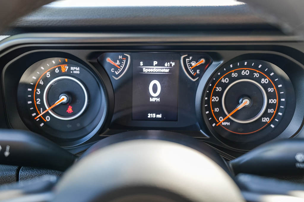 Thumbnail: 2025 Jeep Gladiator - 14