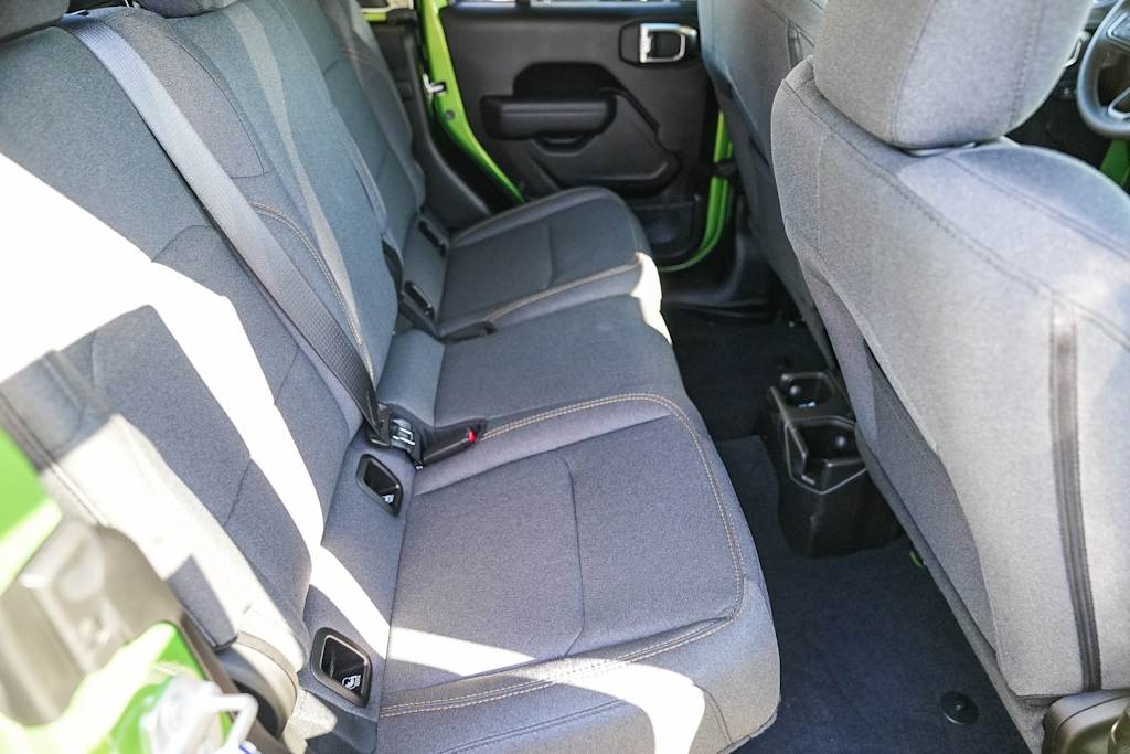 Thumbnail: 2025 Jeep Gladiator - 10